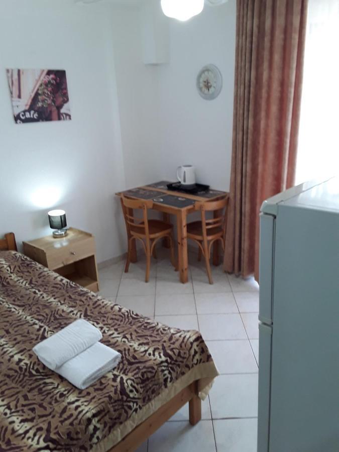 Hause Zorbas Paralia Dionysiou Exterior foto